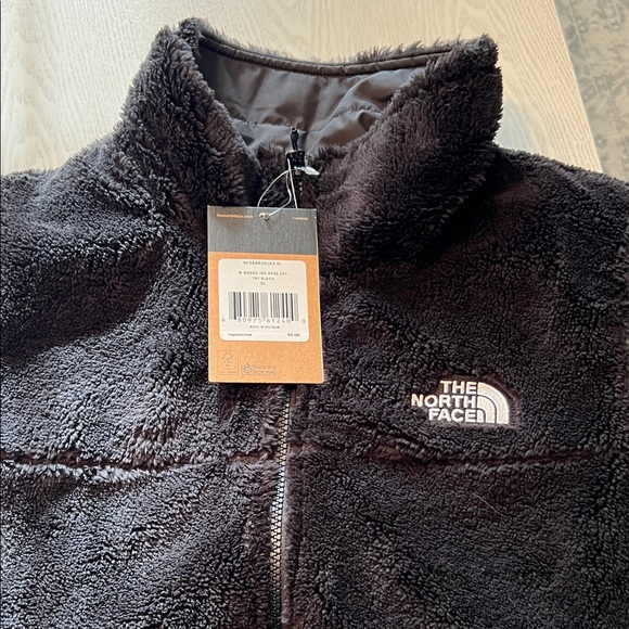 The North Face XL black reversible vest NWT - Picture 3 of 7
